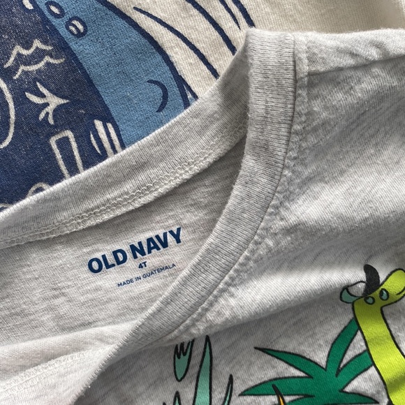 Old Navy 4T short sleeve tee’s - Picture 2 of 3